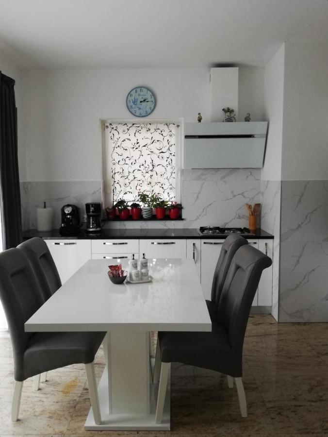 Apartments Jankovic Vodice Exterior photo